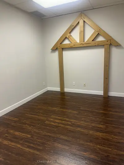 51 Main Street E 6, Huntsville, On P1h 1r4