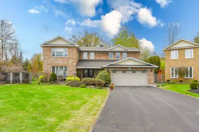 2711 Wyldewood Street, Blossom Park - Airport And Area, On K1t 2s1