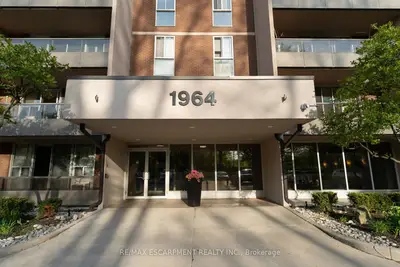 1964 Main Street W 1104, Hamilton, On L8s 1j5