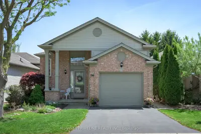 145 North Centre Road 17, London North, On N5y 2l8