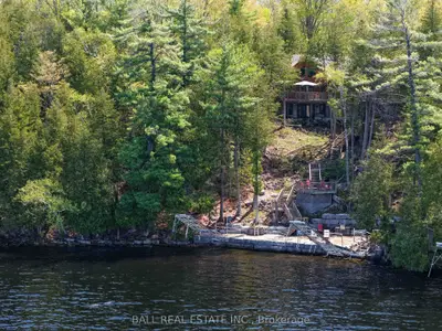 61 Ted's Lane, Trent Lakes, On K0l 1j0