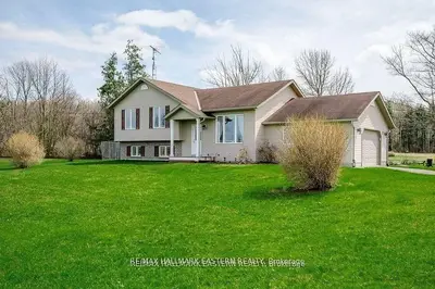 1755a Salem Road, Prince Edward County, On K0k 1t0