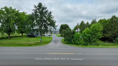 Detached in Kanata
