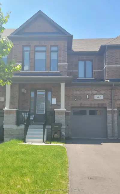 42 Robert Wyllie Street, North Dumfries, On N0b 1e0