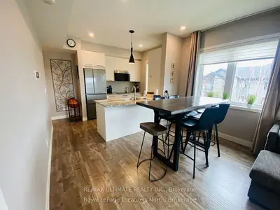 11 Beausoleil Lane 207, Blue Mountains, On L9y 0y5