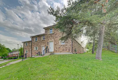 175 Cedar Street 26, Cambridge, On N1s 4x9