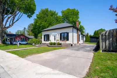 56 Givins Street, Woodstock, On N4s 5y9