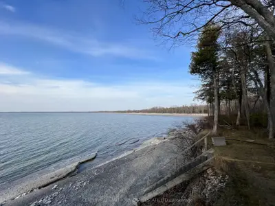 240 Salmon Point Road, Prince Edward County, On K0k 1p0