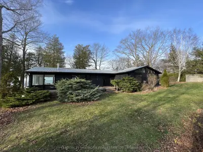 240 Salmon Point Road, Prince Edward County, On K0k 1p0