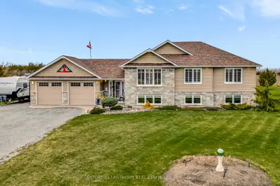 32 Stinson Block Road, Prince Edward County, On K0k 1t0