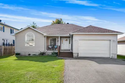 40 Lori Lane, North Dundas, On K0c 1h0