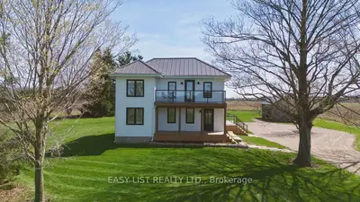 8993 Petrolia Line, Brooke-alvinston, On N0n 1a0