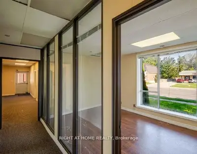 649 Ontario Street 3, Stratford, On N5a 3j6