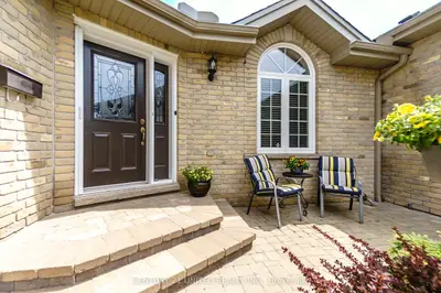 227 Carnegie Avenue 16, Peterborough, On K9l 0b3