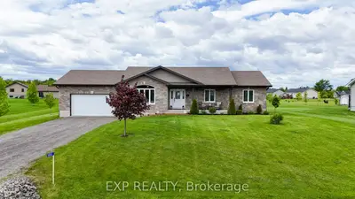 2892 South Nation Way, North Dundas, On K0e 1w0