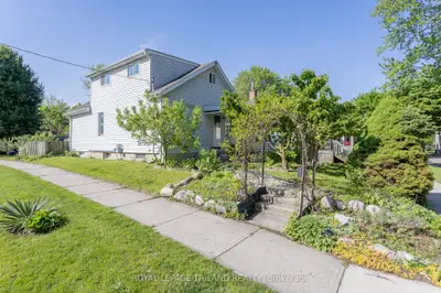 453 Salisbury Street, London East, On N5y 3b3