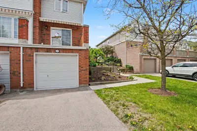 941 Gordon Street 48, Guelph, On N1g 4r9