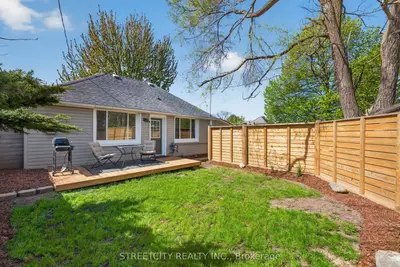 1055 Commissioners Road E, London South, On N5z 3g6