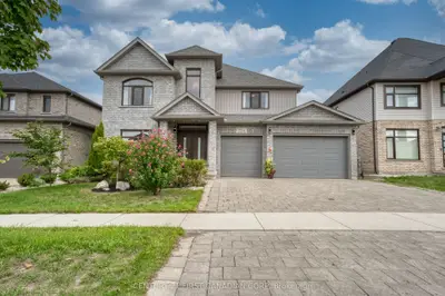 754 Jackpine Way, London North, On N5x 0l9