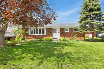 42 Kawartha Drive, Kawartha Lakes, On K9v 1a5