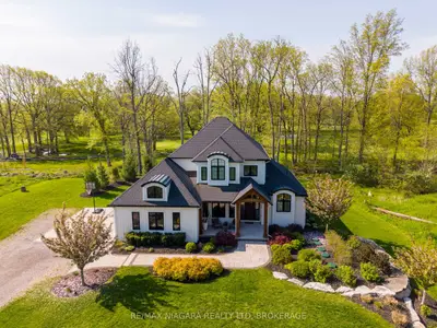 1595 Bertie Street S, Fort Erie, On L2a 5m4