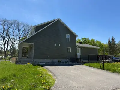 5438 Bank Street, Blossom Park - Airport And Area, On K1x 1g9
