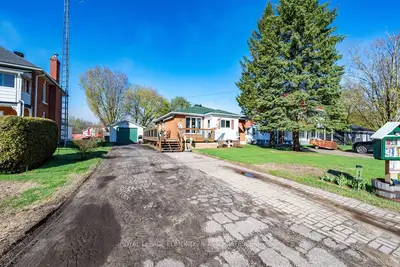 19 Elliott Street, Whitewater Region, On K0j 1c0