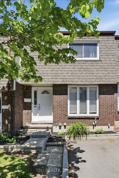 3301 Mccarthy Road 13, Hunt Club - Windsor Park Village And Area, On K1v 9x5