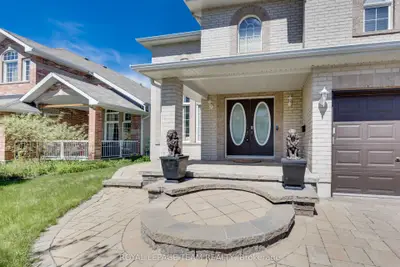 38 Penrith Street, Kanata, On K2w 1e5