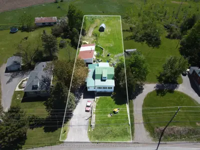 3094 Lakefield Road, Selwyn, On K9j 6x5