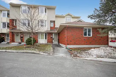 231 Harriot Private, Hunt Club - South Keys And Area, On K1t 3e1