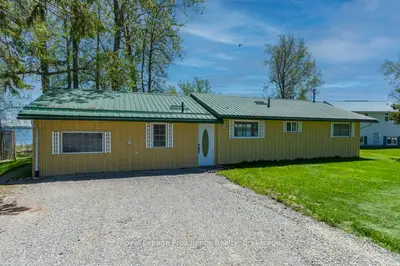 22579 Loyalist Parkway, Quinte West, On K8v 5p6