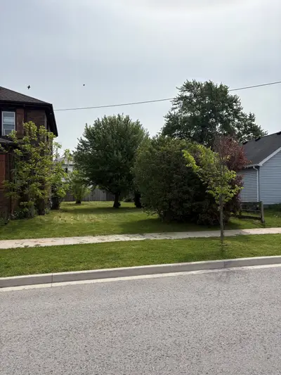28 Scholfield Avenue S, Welland, On L3b 1n5