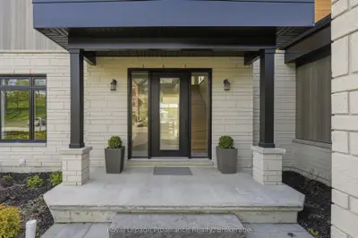 107 Villeneuve Drive, Prince Edward County, On K0k 2t0