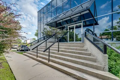 63 Glencoe Street, South Of Baseline To Knoxdale, On K2h 8s5