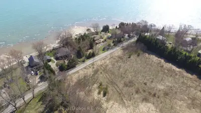 1806 Lakeshore Road, Haldimand, On N0a 1p0