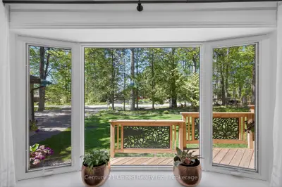 32 Teds Lane, Trent Lakes, On K0l 1k0