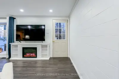 32 Teds Lane, Trent Lakes, On K0l 1k0