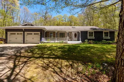 1015 Walker's Glenn Crescent, Lake Of Bays, On P1h 2j6