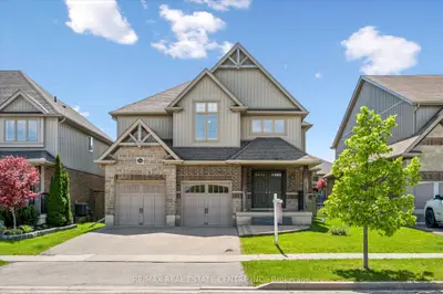 114 Isaac Shantz Drive, Wilmot, On N3a 4s4
