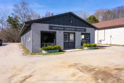 10 Armstrong Street, Bracebridge, On P1l 1c1