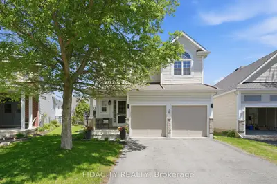 78 Black Bear Way, Stittsville - Munster - Richmond, On K2s 2g7