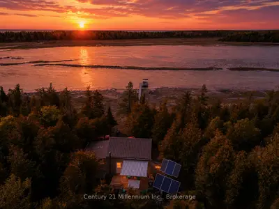 74 Smokehouse Island, South Bruce Peninsula, On N0h 2t0