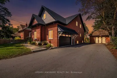 214 Aberdeen Avenue, Peterborough, On K9h 3y1
