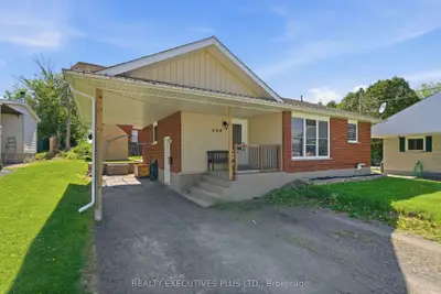448 Dominion Street S, North Glengarry, On K0c 1a0