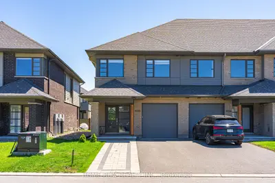 1056 Lunar Glow Crescent, Blossom Park - Airport And Area, On K4m 0j9