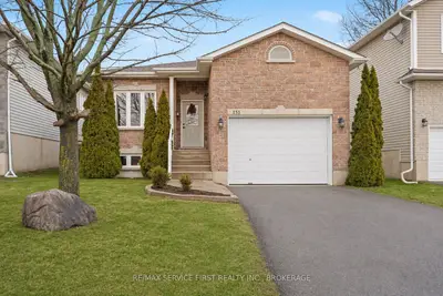 151 Kildare Avenue, Loyalist, On K7n 1z9