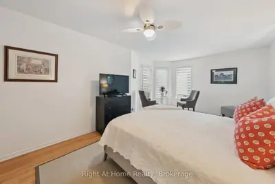 1099 Clonsilla Avenue 122b, Peterborough, On K9j 8l8