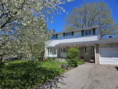 2061 Balharrie Avenue, Elmvale Acres And Area, On K1g 1g2