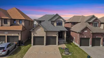 1942 Cedarpark Drive, London North, On N5x 0j1